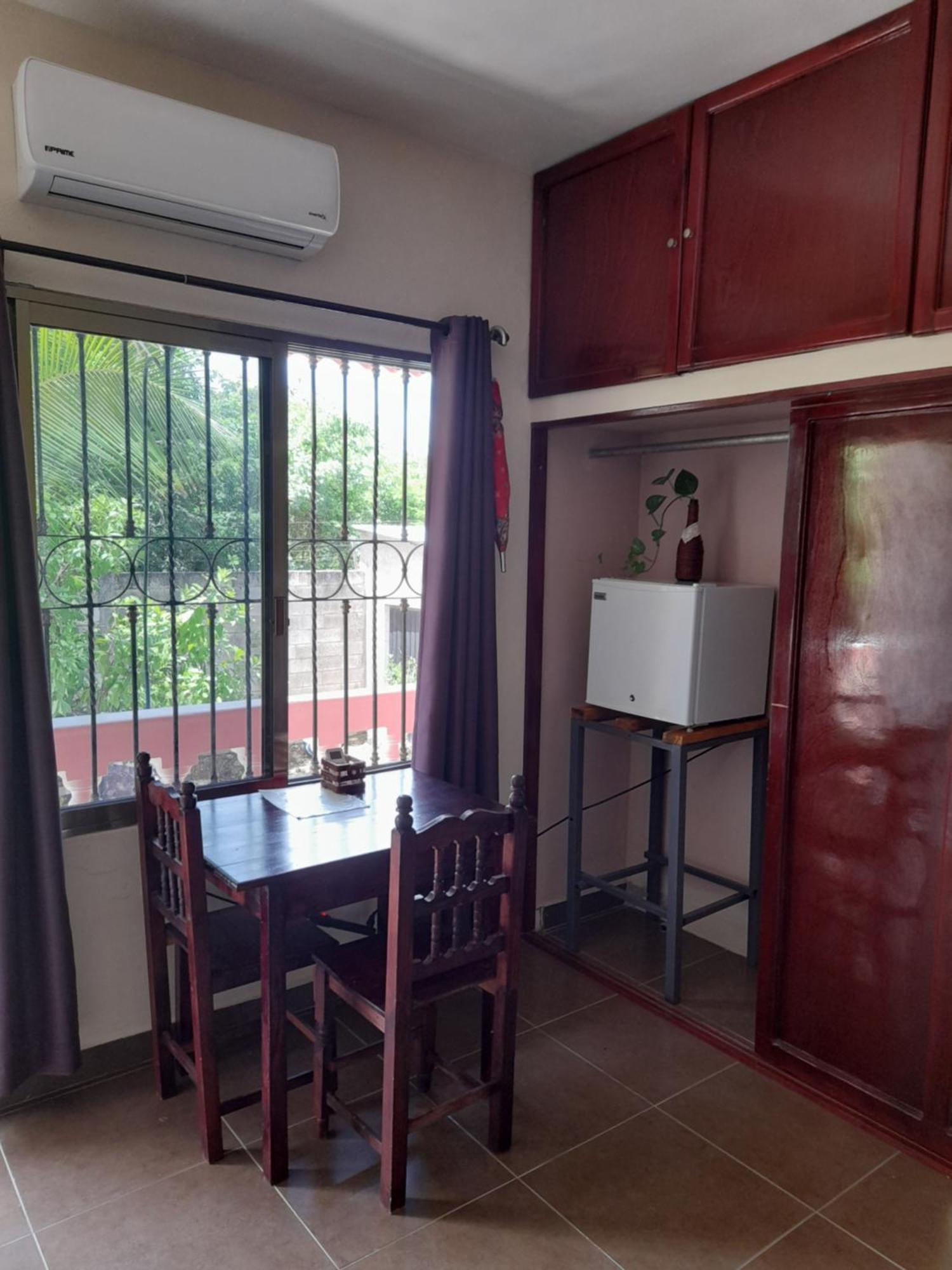 Villa Lirios Valladolid  Bilik gambar